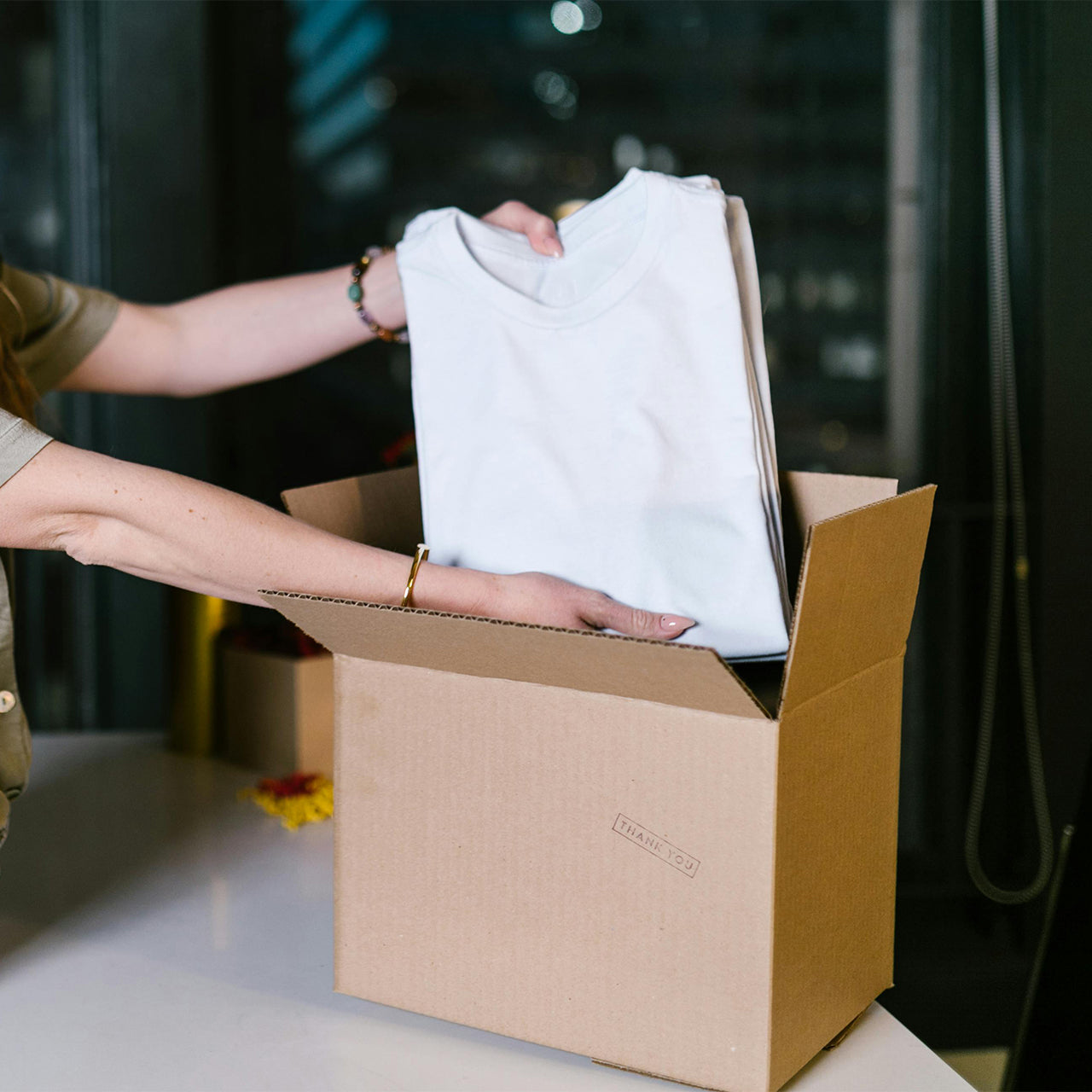 Lady Malin shipping policy